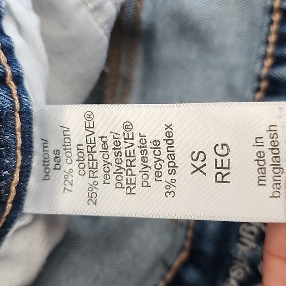 MAURICES SUPER HIGH RISE PULL-ON JEANS/ SIZE XS (0-2) - Picture 5 of 11